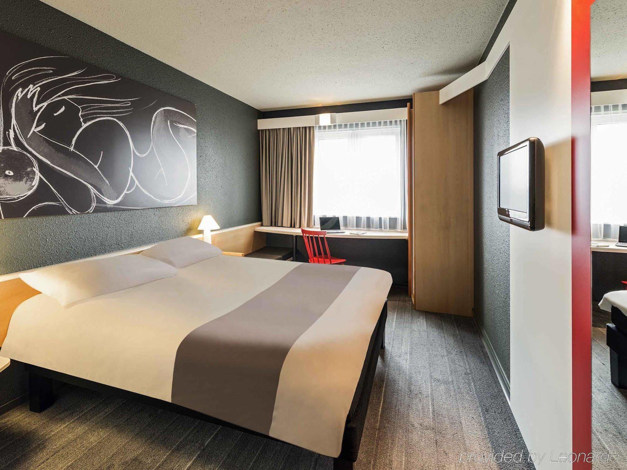 Ibis Parkstadt Schwabing 3* Munich